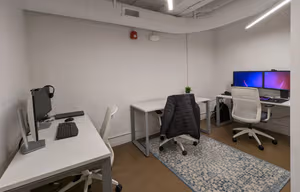 4 Person Coworking Desk