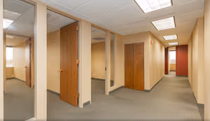 4 Person Private Office