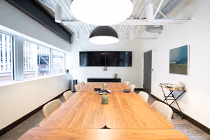 4 Person Coworking Desk