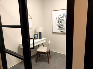 7 Person Private Office