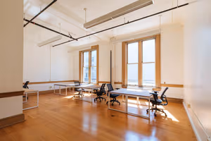 1 Person Coworking Desk