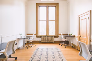 4 Person Coworking Desk