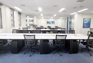 4 Person Private Office