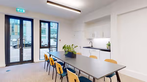 25 Person Private Office
