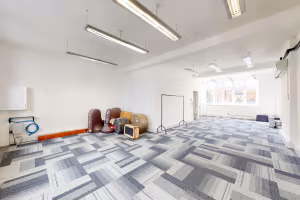 10 Person Private Office