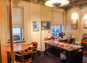 1 Person Coworking Desk