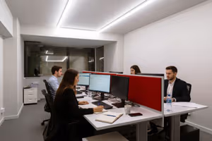 4 Person Coworking Desk