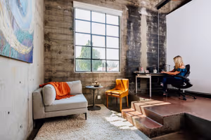4 Person Coworking Desk