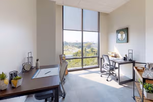 5 Person Coworking Desk