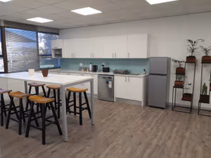 10 Person Private Office