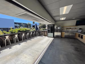 4 Person Private Office