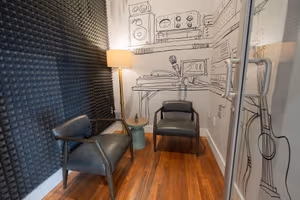 5 Person Coworking Desk