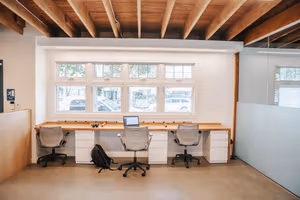 1 Person Coworking Desk
