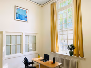 1 Person Coworking Desk