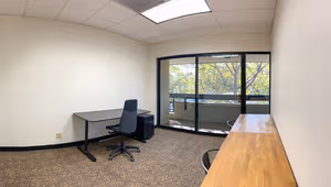 1 Person Coworking Desk