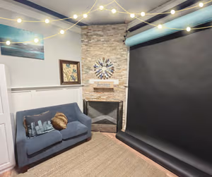 5 Person Coworking Desk