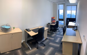 5 Person Private Office