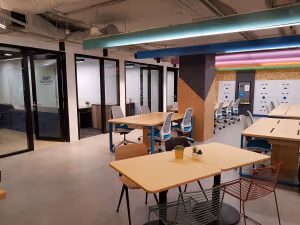 1 Person Coworking Desk