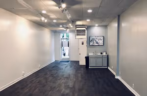 4 Person Coworking Desk