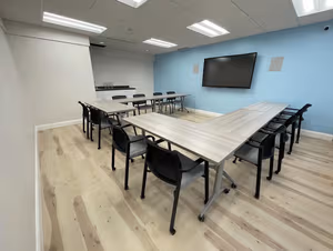 1 Person Coworking Desk