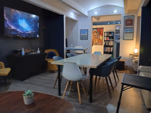 3 Person Private Office