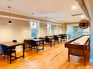 4 Person Coworking Desk