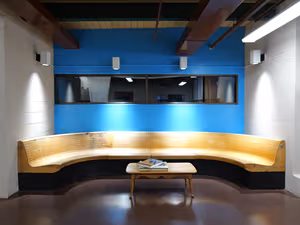 4 Person Coworking Desk