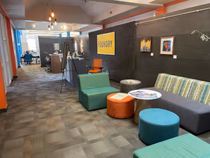 1 Person Coworking Desk