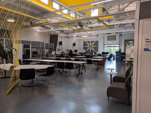 1 Person Coworking Desk