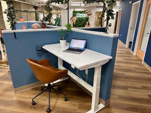 1 Person Private Office