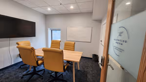 1 Person Private Office