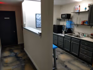 4 Person Private Office