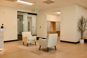 4 Person Coworking Desk