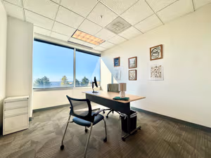 1 Person Coworking Desk