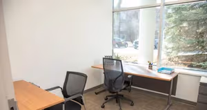 10 Person Private Office
