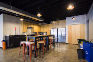 5 Person Coworking Desk