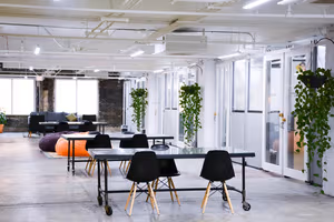 4 Person Coworking Desk