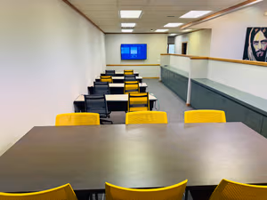 4 Person Coworking Desk