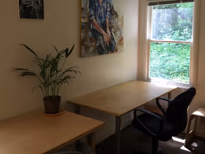 3 Person Coworking Desk