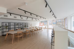 22 Person Private Office