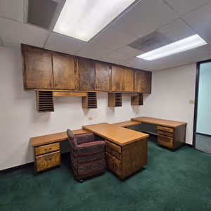 3 Person Private Office