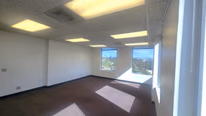 4 Person Private Office