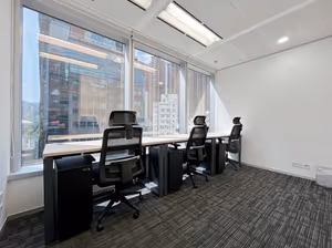 11 Person Private Office