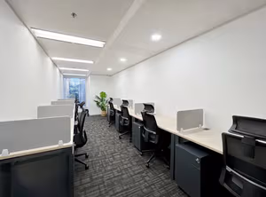 5 Person Private Office