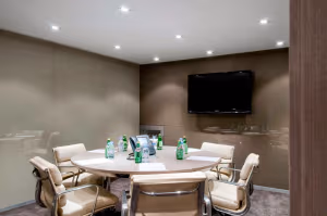 1 Person Virtual Office