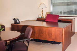 4 Person Private Office