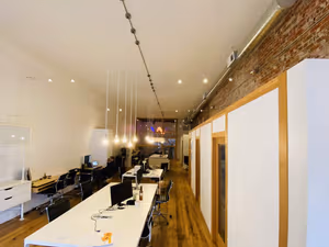 1 Person Coworking Desk