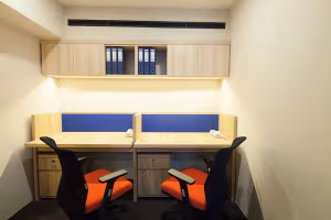 6 Person Coworking Desk