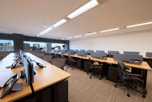 5 Person Coworking Desk