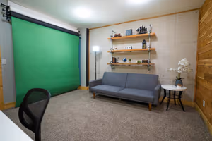 1 Person Private Office